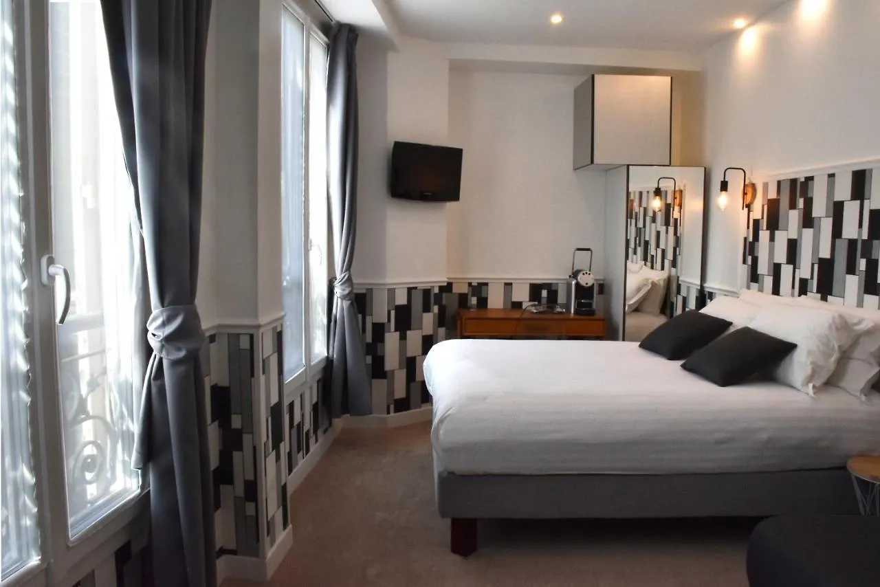 Tilde Hotel 3*